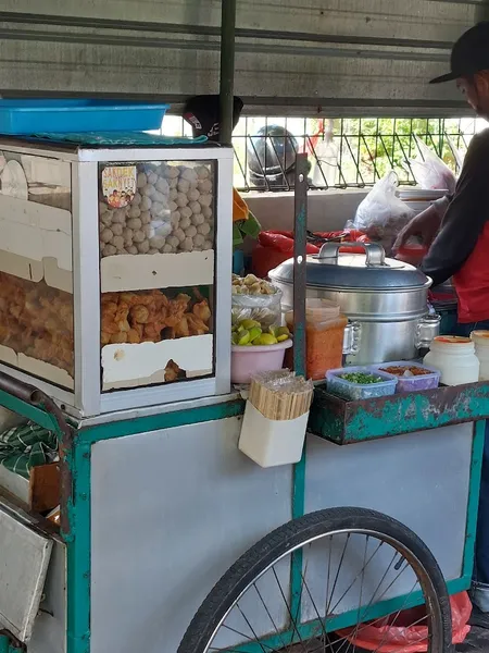 Bakso Pak War