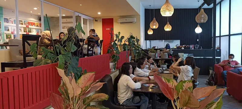 The Localist Coffee and Bistro Surabaya