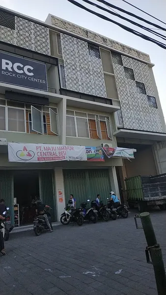 Toko bangunan Maju makmur central besi