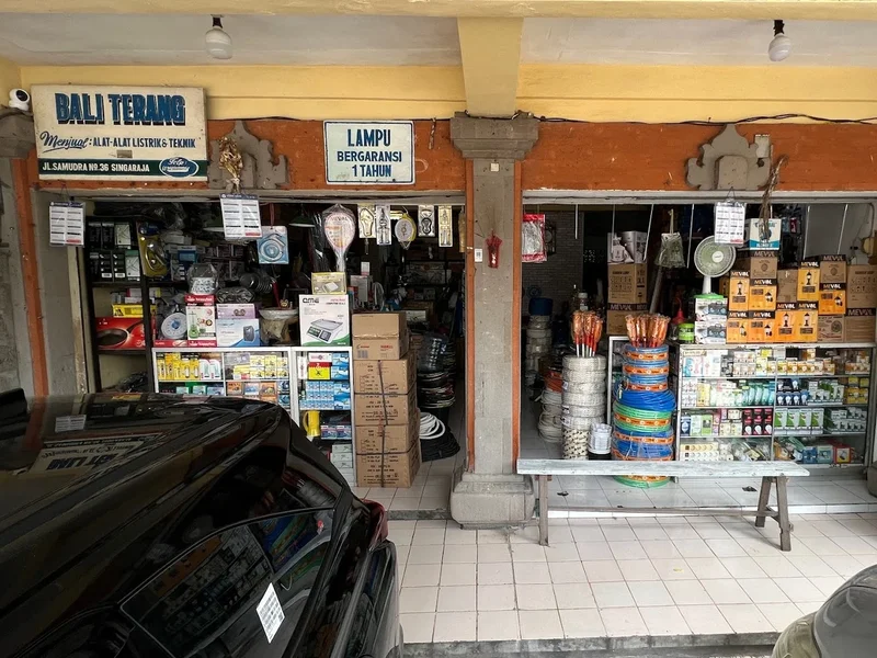 Toko Bali Terang.