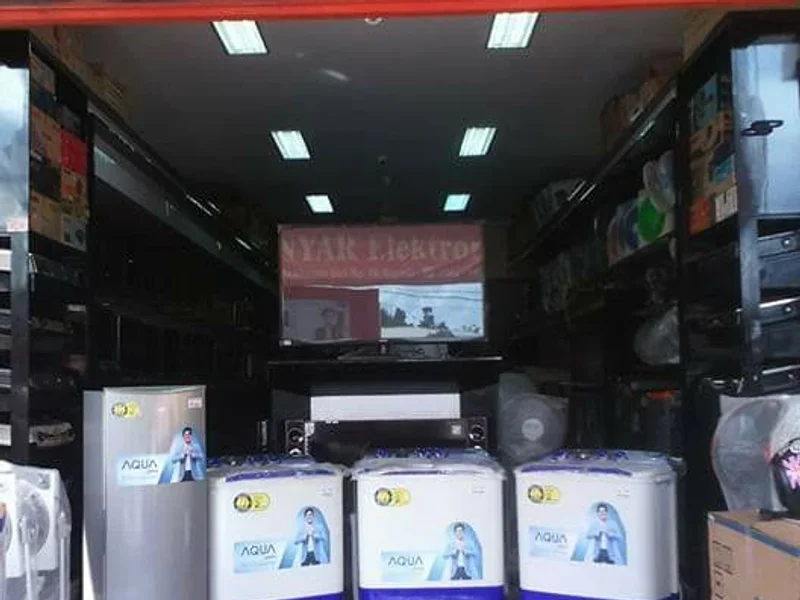 Toko "Gianyar Elektronik" (GE)