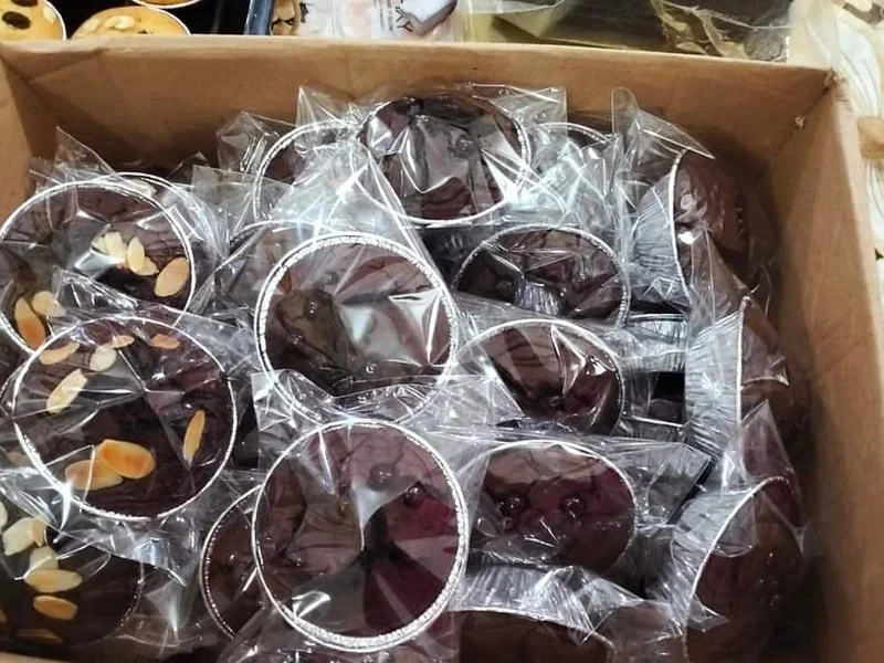 J-Do bread cake & pastry ( kue dounat, bolu dll)