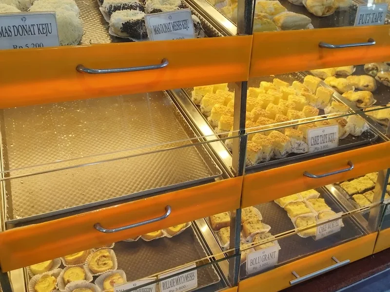 Purimas 3 Cake & Bakery