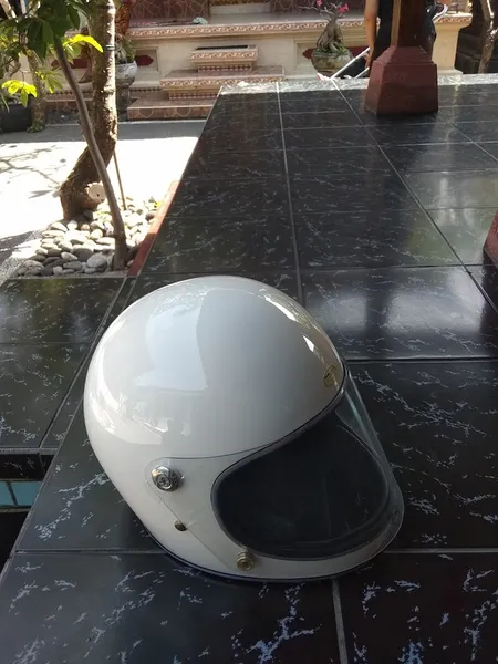 slim helmet bali