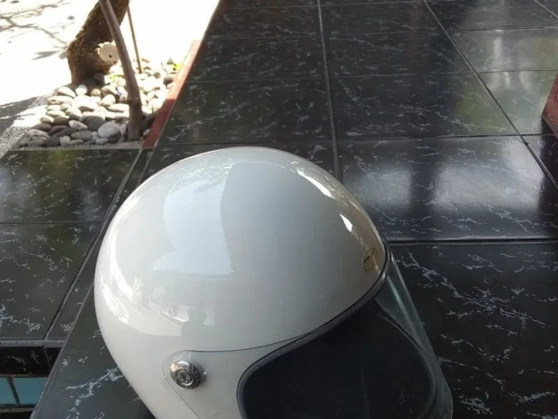 slim helmet bali