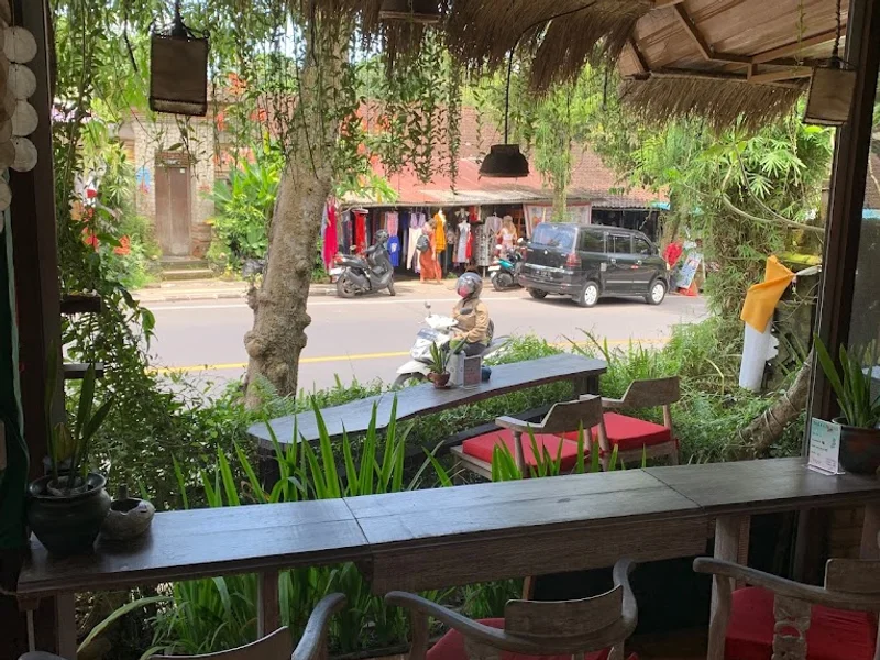 Saka Graha Tea & Kopi Luwak