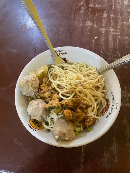 Mie Ayam Bakso solo Wonogiri(pak slamet)