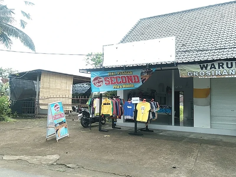 Second hand shop
