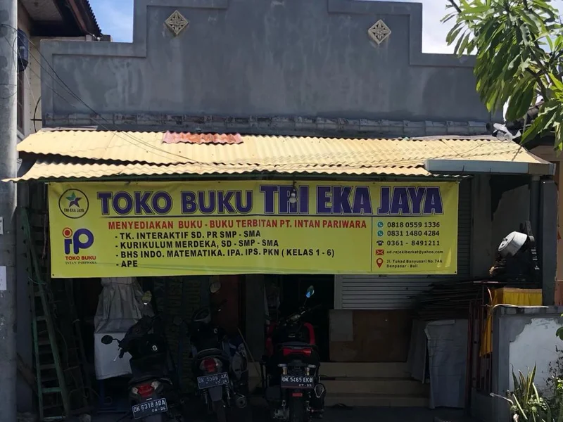 Toko Buku Tri Eka Jaya