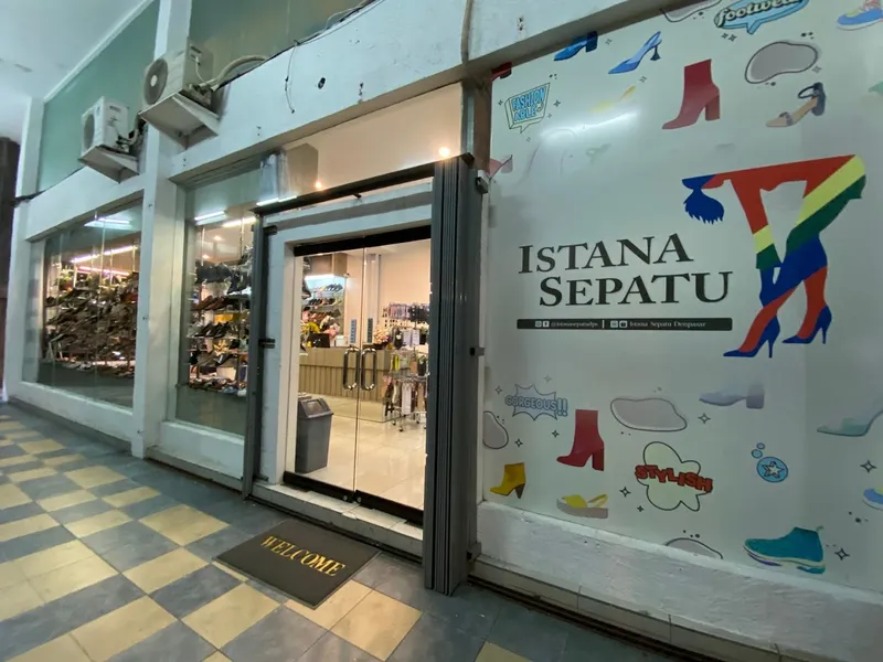 Istana Sepatu