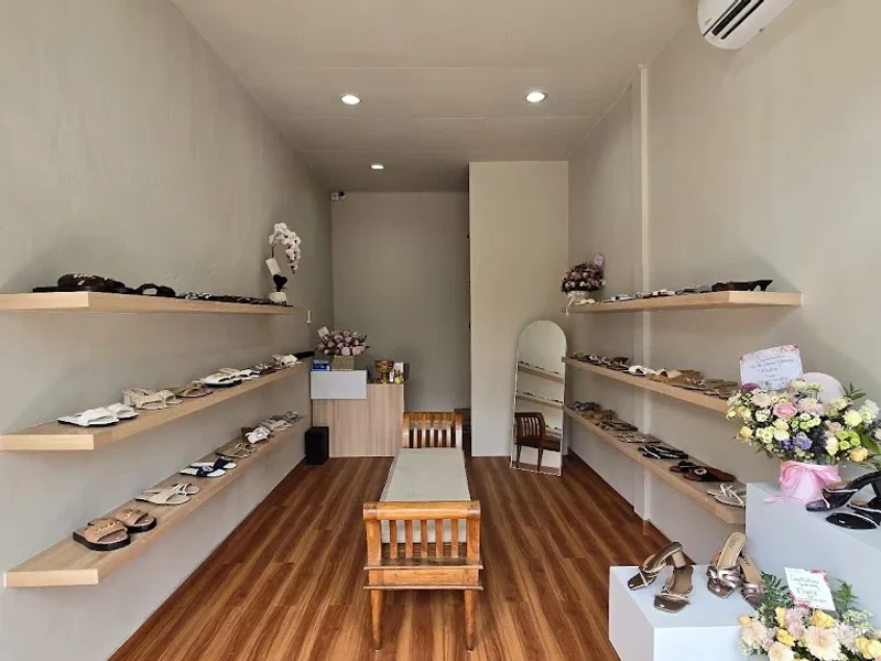 Fiume (Flat Shoes, High Heels, Wedges)