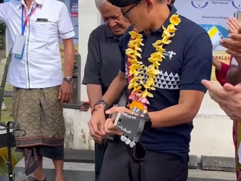 Le'John Service Gitar