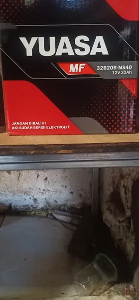 Toko aki mobil & motor