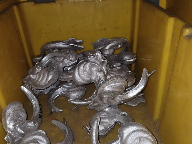 Karya Indah Metal Ornamen