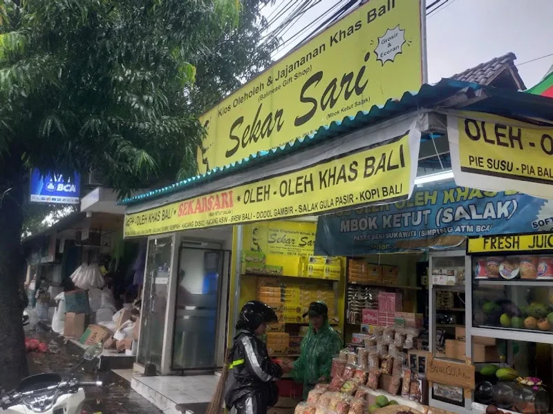 Kios Oleh-oleh Khas Bali "Sekarsari"( mbok Ketut salak)