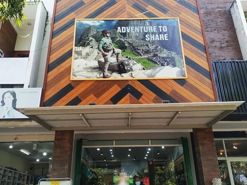 EIGER Adventure Shop Gianyar