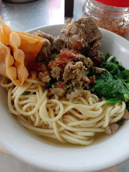 Wr. Samblung ( Bakso & Mie Babi)