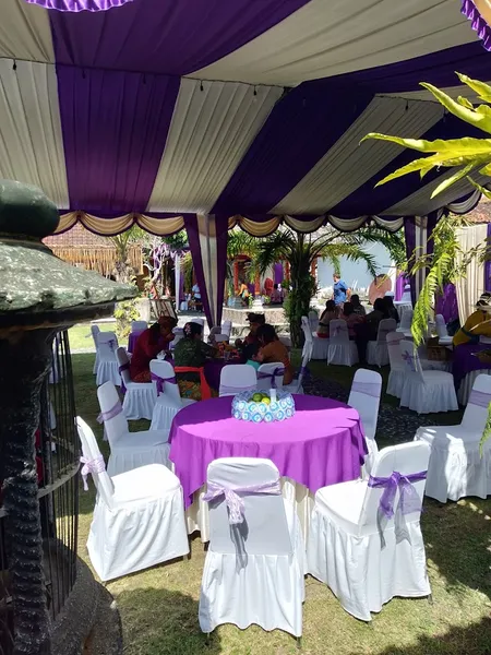 Warna Mini Market
