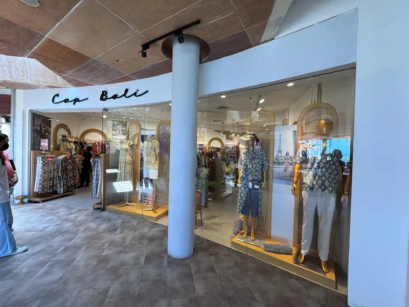 Capbali - Beachwalk Shopping Center