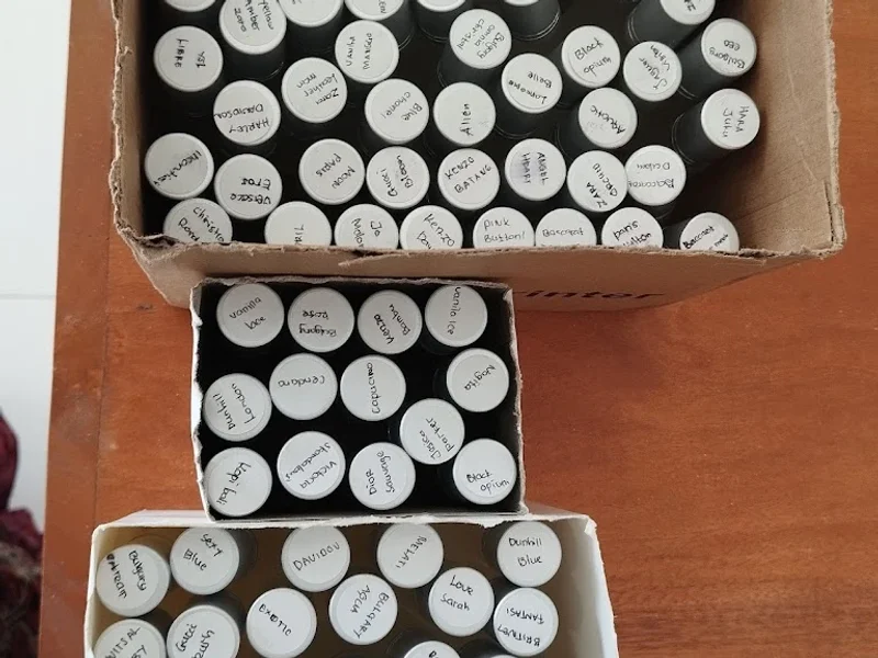 SRI DEVA "PARFUM BADAN"