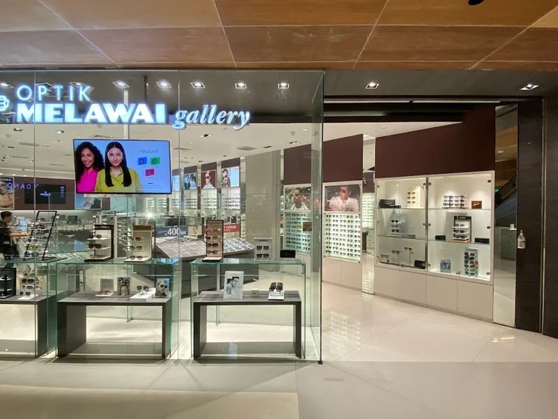 Optik Melawai Beachwalk Shopping Center