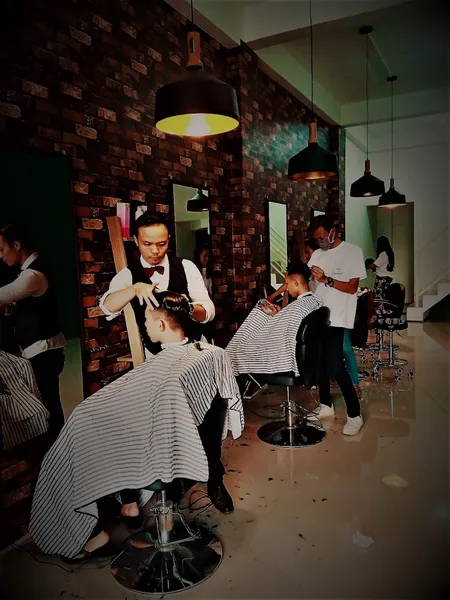 NINO'S BARBERSHOP & SALON (PREMIUM)