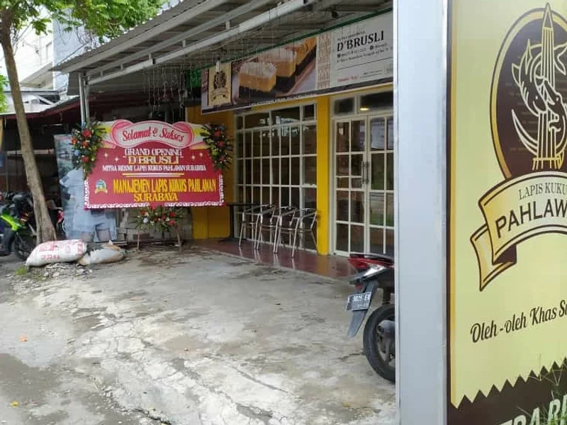 D'Brusli Lapis kukus pahlawan