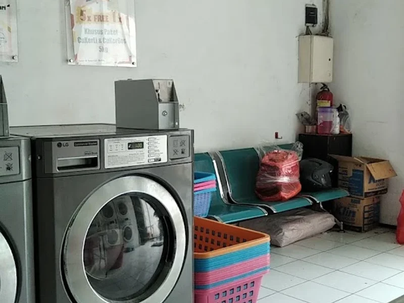 MaXpress Coin Laundry