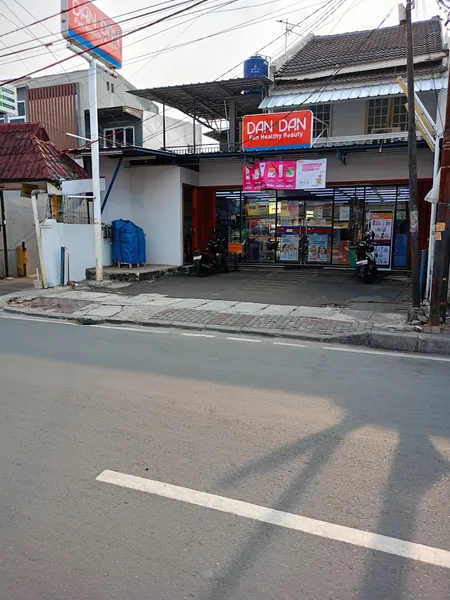 DanDan Teratai Putih