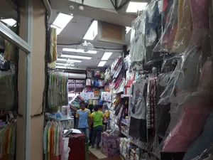 toko baju di Bali Mester Jakarta Timur