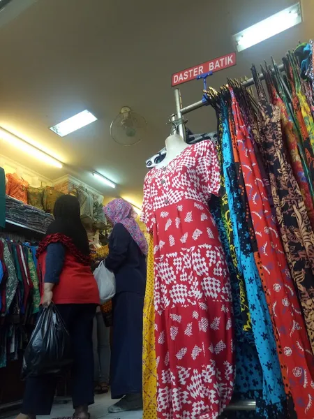 Toko Batik Nana Karlina ( Jatinegara )