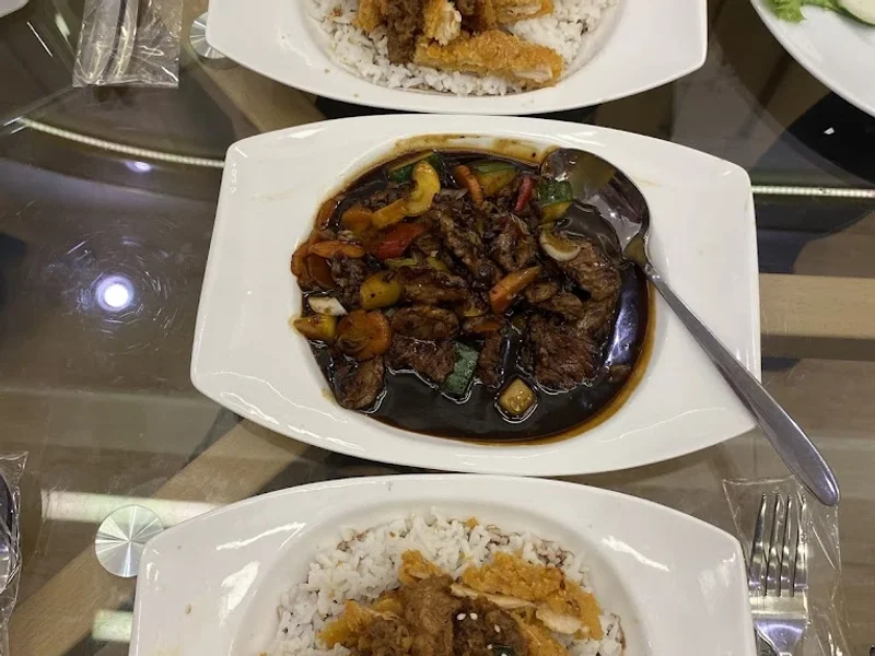 Heaven resto & karaoke