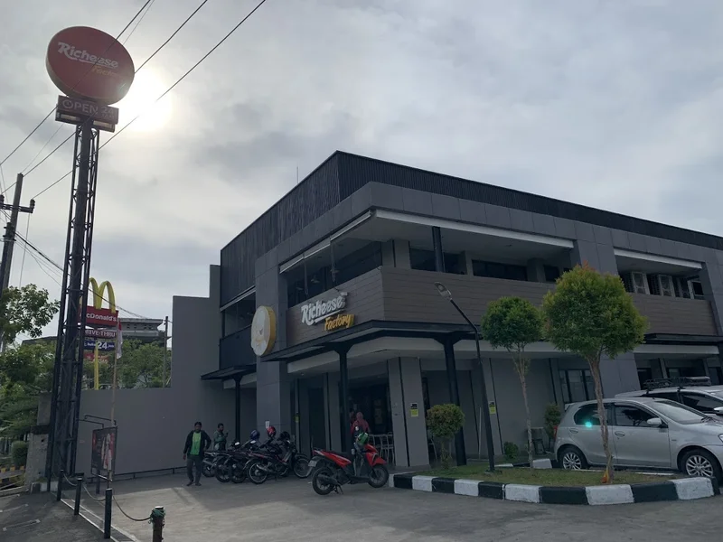 Richeese Factory - Rungkut Madya