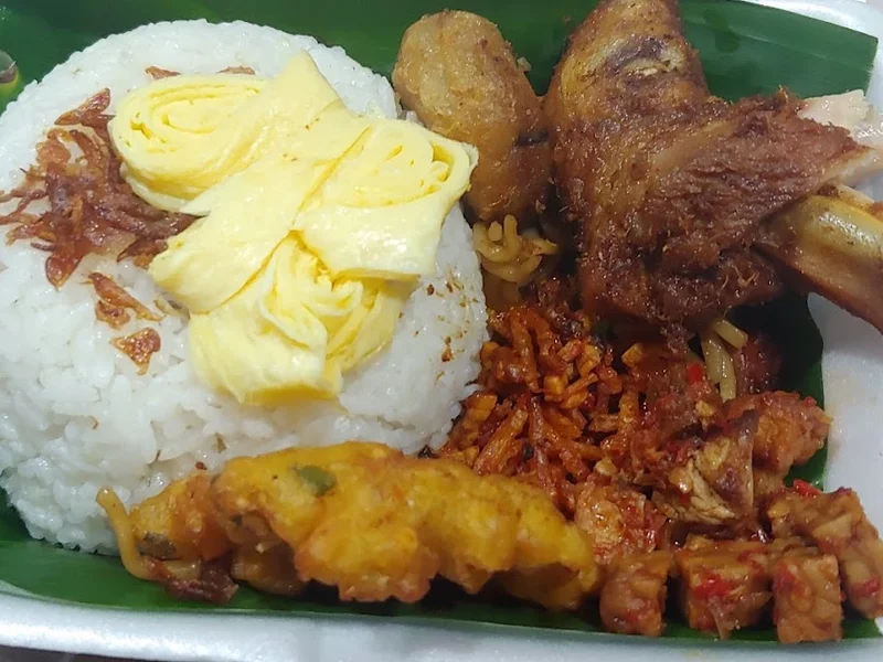 Warung Prima Nasi Uduk & Pecel