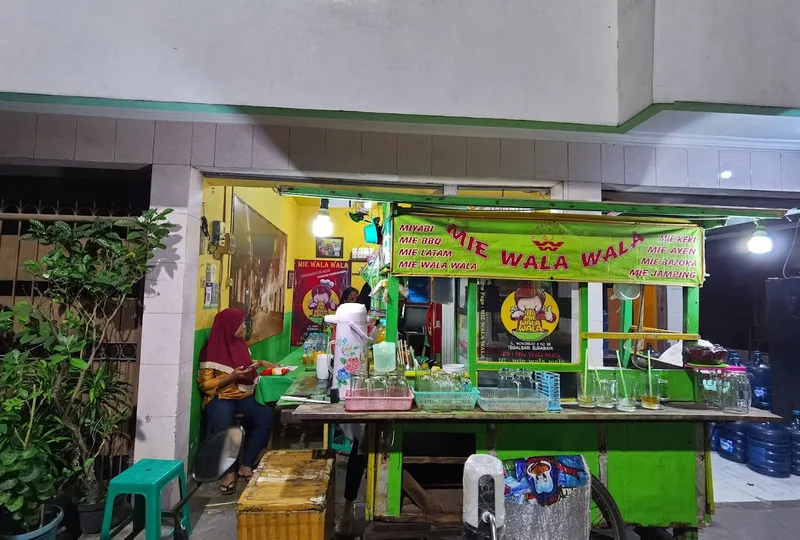 Mie Wala Wala ( Mie Ayam )