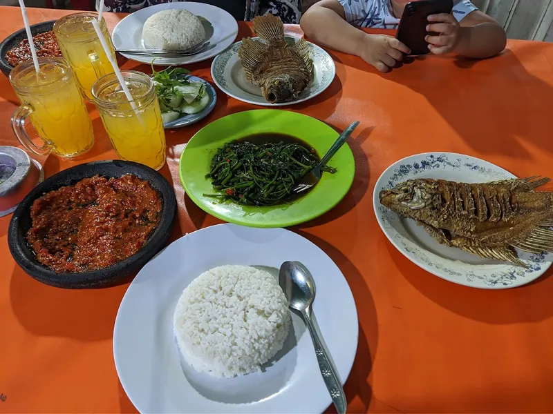 Sari Laut Cak San