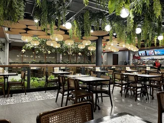 Daftar 17 restoran di Mojo Surabaya