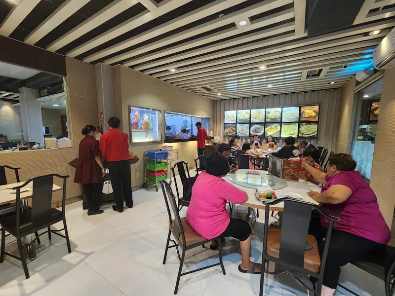 FAJAR CHINESE RESTAURANT - MANYAR