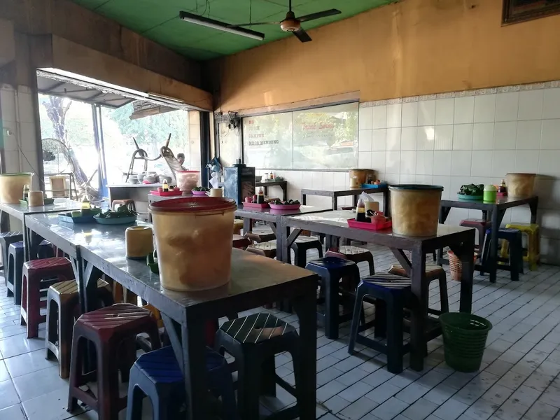 Soto Tapak Siring