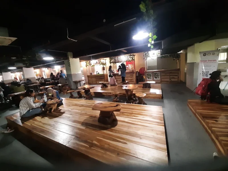 Airlangga Food Point KAMPUS B