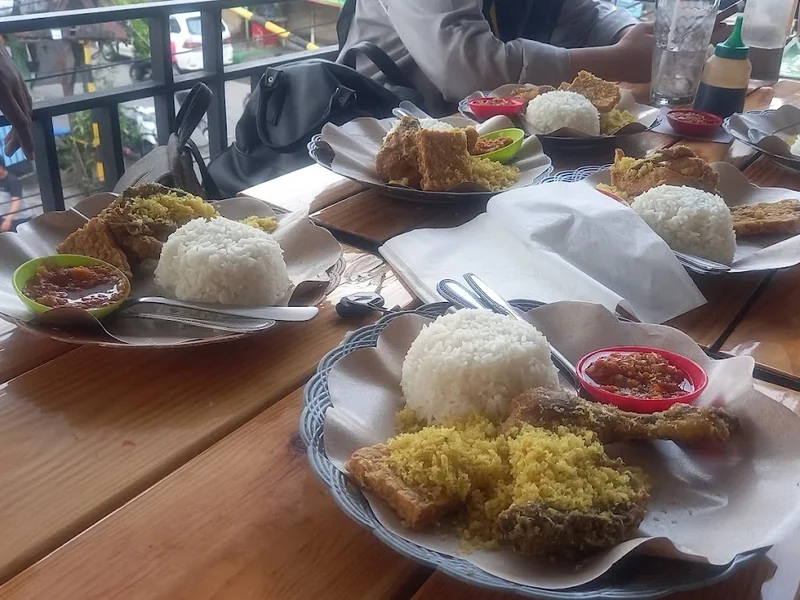 Ayam kremes suroboyo