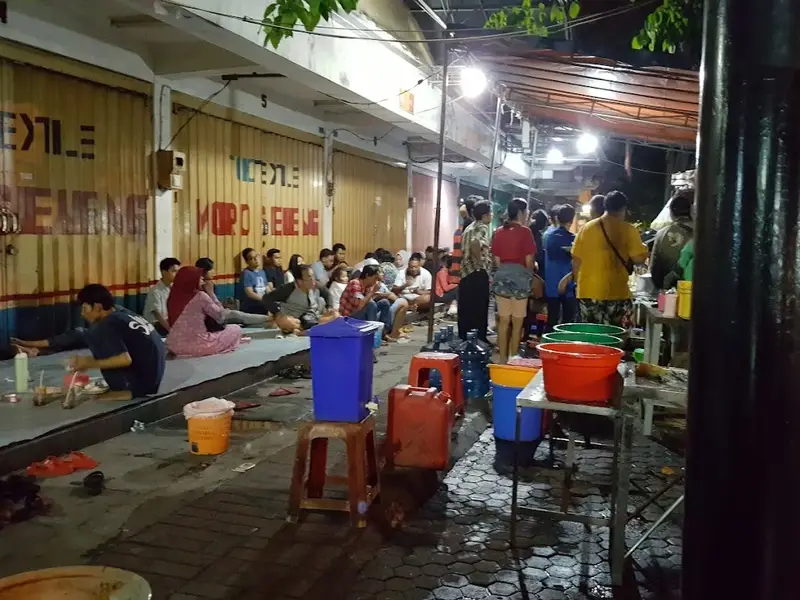 Nasi Pecel Rawon Pucang Moroseneng