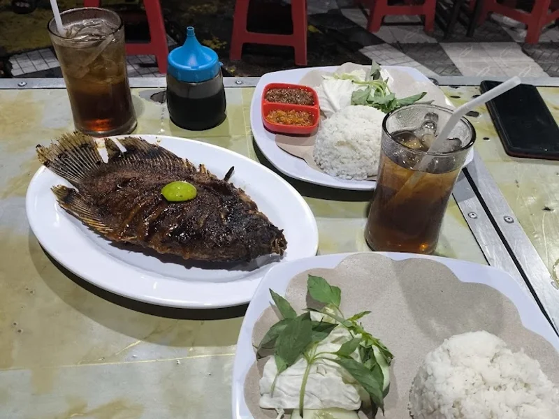 Dapur Laut Gobar Seafood