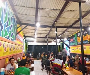 tempat makan seafood di Keputih Surabaya