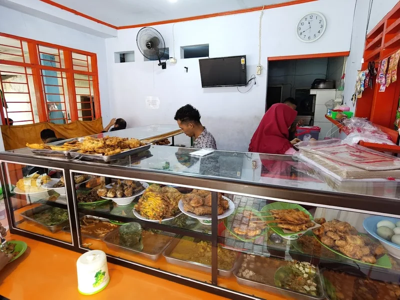 Warteg Putri Sami Asih Gunung Anyar