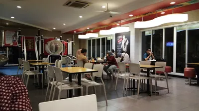 Daftar 10 restoran di Rungkut Menanggal Surabaya