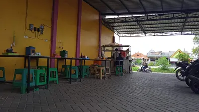 Daftar 8 restoran di Warugunung Surabaya