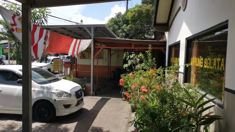 Warung Solata