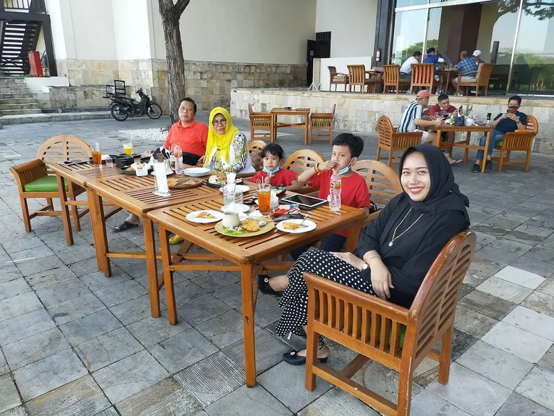 Palimanan Resto & Cafe