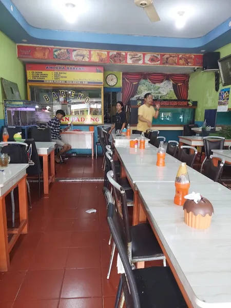 Masakan Padang Ampera Bareno
